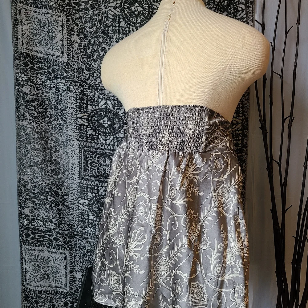 WHBM...GORGEOUS TOP - Picture 3 of 5